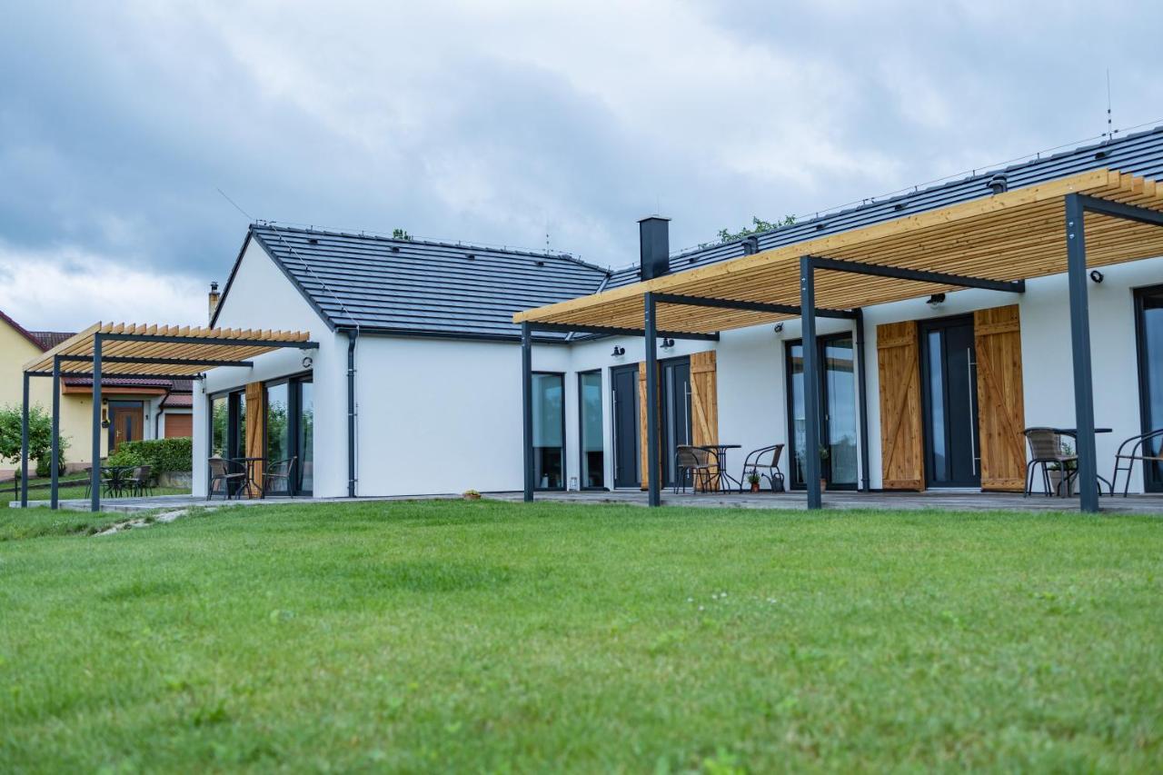 Babyky Apartmany Jindrichuv Hradec Bagian luar foto